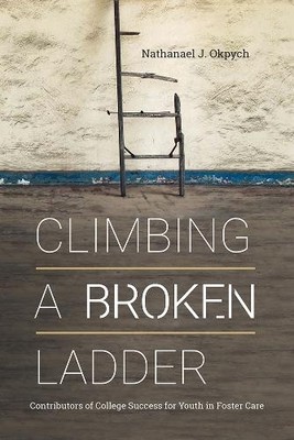 Climbing a Broken Ladder - 9781978809178