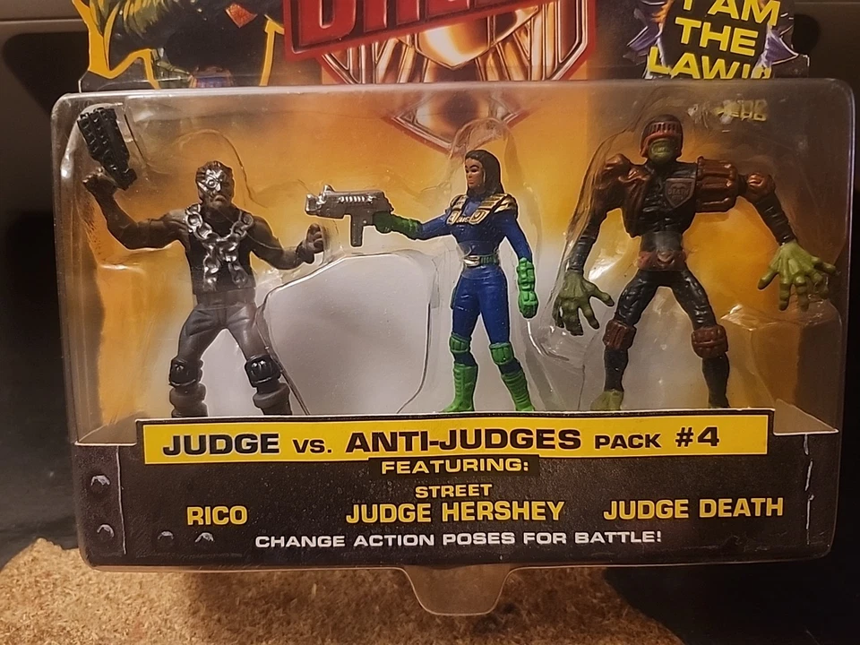Mattel 1995 Mega Heroes Judge Dredd Judge vs Anti-Judges Pack #4 Foto 2 de 4