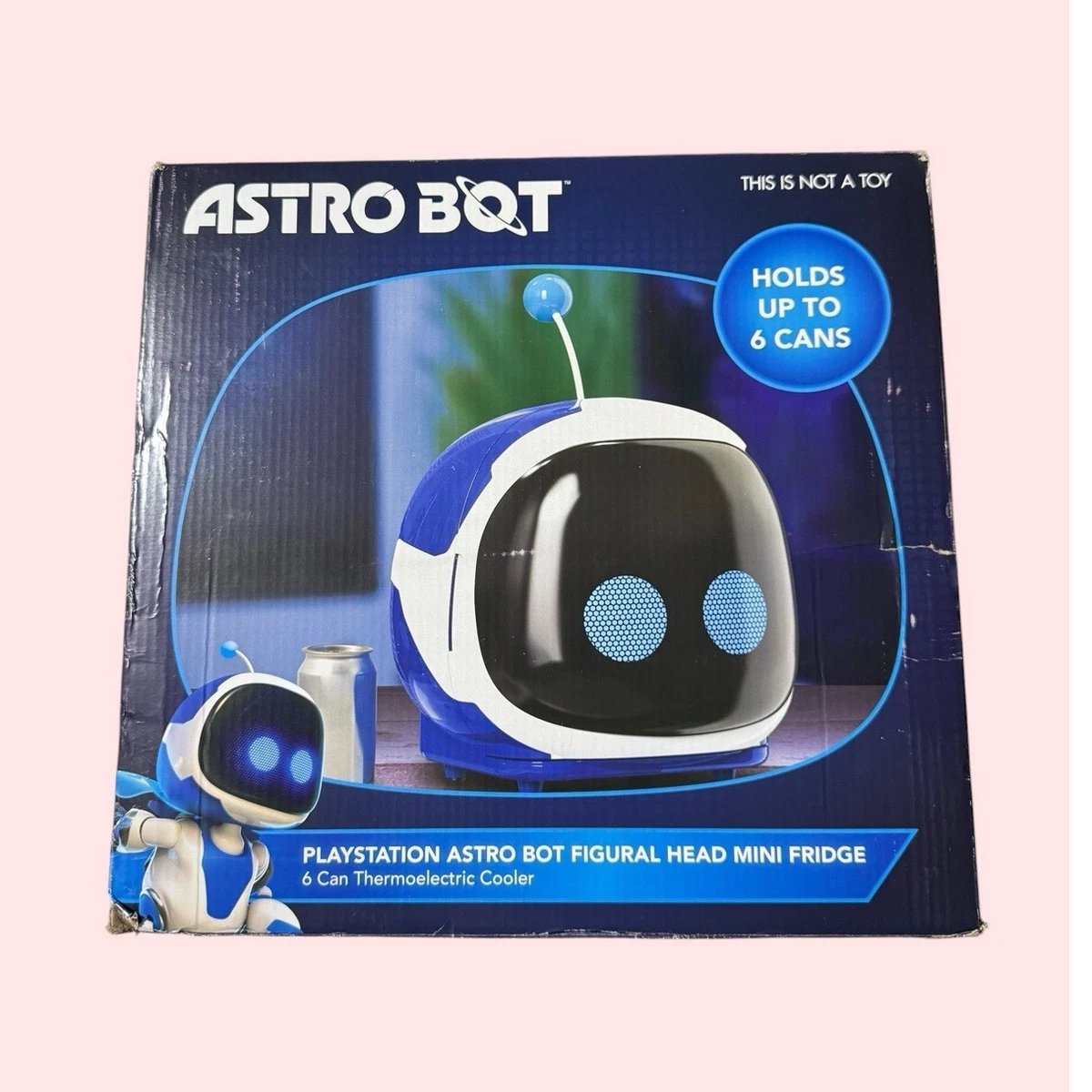 【日本未発売】ASTRO BOT ミニ冷蔵庫　PlayStation Astro Bot PlayStation Figural Head Mini Fridge 6-Can