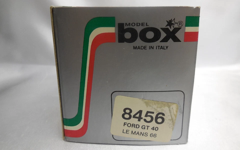 1/43 BOX MODEL 8456 FORD GT 40 #15 G. LIGIER / B. GROSSMAN 24H LE MANS 1966 - Immagine 4 di 4