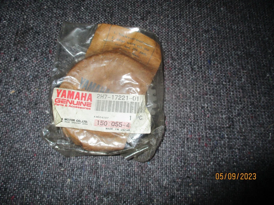 pignon de 2ème secondaire neuf et d'origine YAMAHA 1100 XS réf 2H7-17221-01 - Photo 1/3