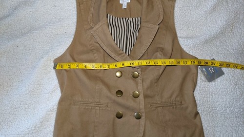 NWT'S RELATIVITY $48 Button Up Vest WARM CARAMEL Beige Size Medium Women's - Picture 4 of 11