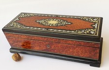 Boite à gants époque Napoléon III  marqueterie Boulle fin XIXème