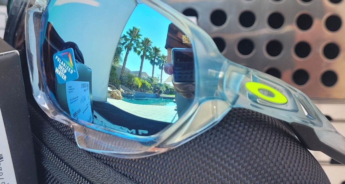 Oakley Plazma Sanctuary OO9019 Men's Polarized Rectangular Oakley Plazma Sanctuary OO9019 Men's Polarized Rectangular