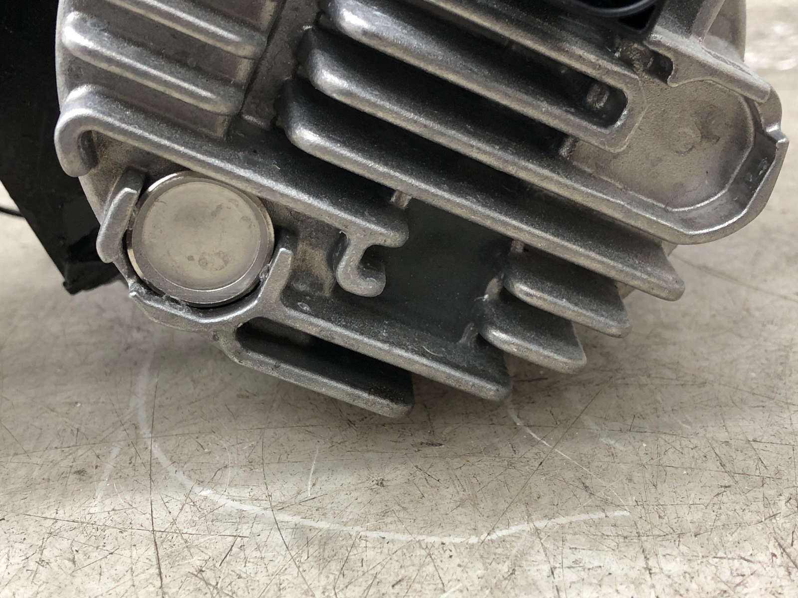 2019-2023 ASTON MARTIN VANTAGE ELECTRIC AUXILIARY COOLANT PUMP HY53-8B590-AC OEM