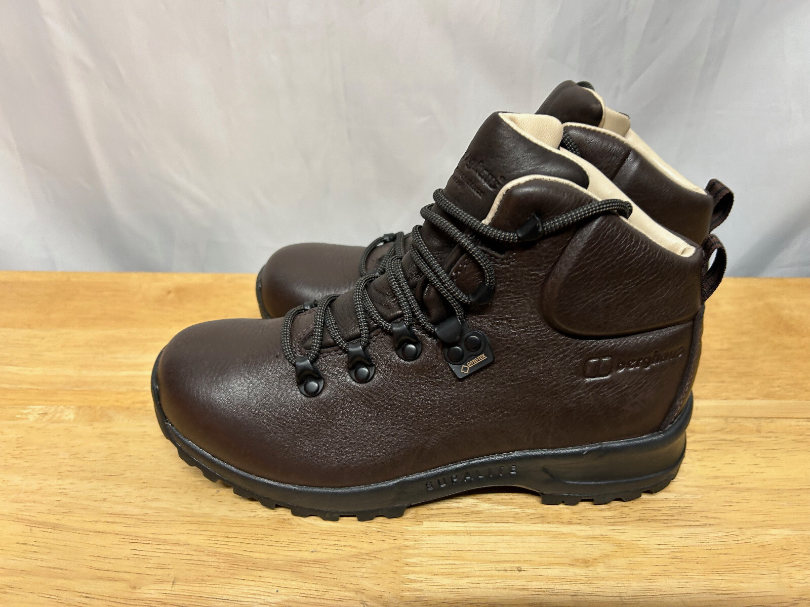 Berghaus Women’s Supalite II Mid GTX UK4 Hiking Boot RRP £185 BER089 86