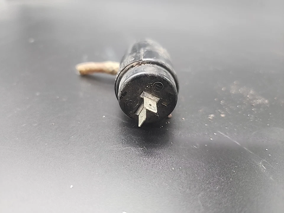 Washer fluid pump Wiper Bosch Ferrari F355 GTS 0392003501 L6-6 Foto 4 de 4