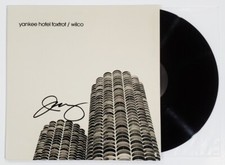 JEFF TWEEDY WILCO SIGNED YANKEE HOTEL FOXTROT VINYL LP RECORD ALBUM W/ JSA CERT