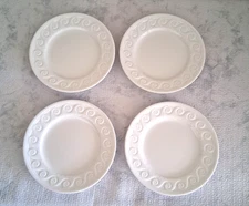 New with Tags 4 Bernardaud Limoges LOUVRE Bread and Butter Plates 6 3/4"