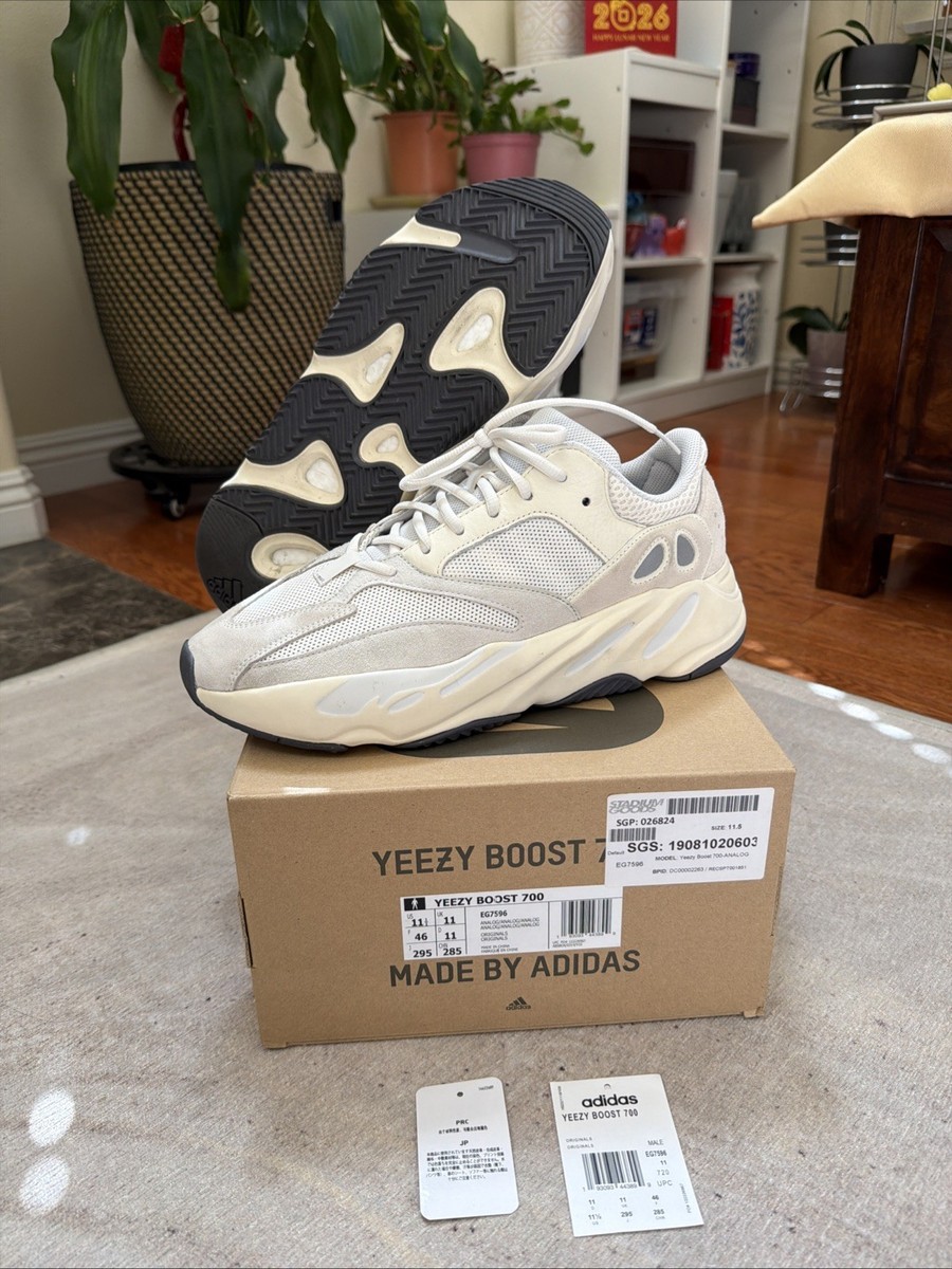 シューズ  YEEZY Adidas Yeezy Boost 700 Analog - Mens Size 11.5 - Wave Runner 350