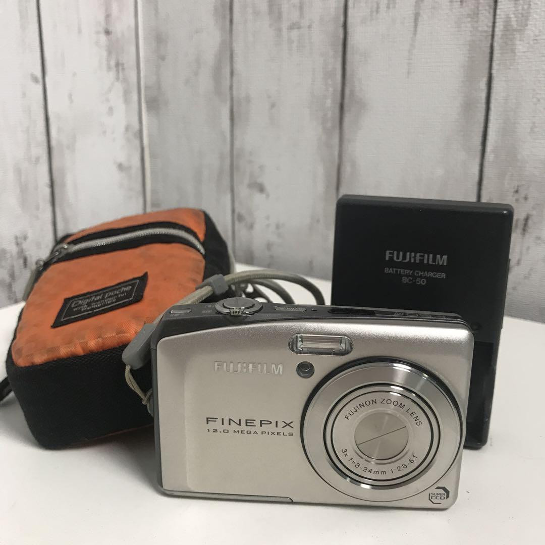 FUJIFILM FinePix F60fd Silver Digital Camera English FUJIFILM FinePix F60fd Silver Digital Camera English