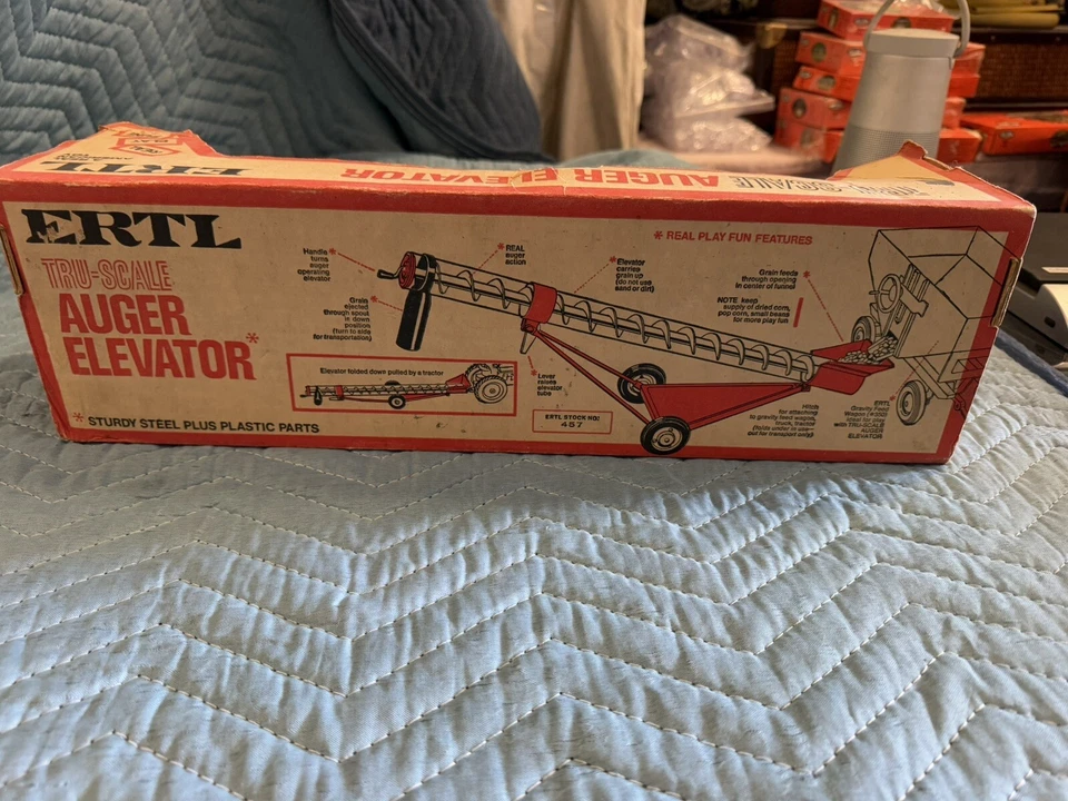 1/16 Carter Tru-Scale Rocket Auger Elevator With Box  - Image 4 of 4