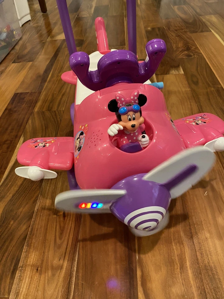 KIDDIELAND DISNEY MINNIE MOUSE AVIÓN DE ACTIVIDAD MUSICAL ILUMINADO Foto 2 de 4