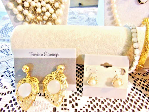 Jewelry White Rice Pearls Coventry Gold Tone Rhinestones Breckenridge (Lot 2057) - Picture 9 of 13