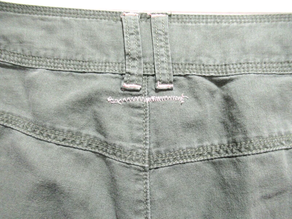 Bermudas para mujer Free People talla 6 verde militar mezcla algodón/lino Foto 4 de 4