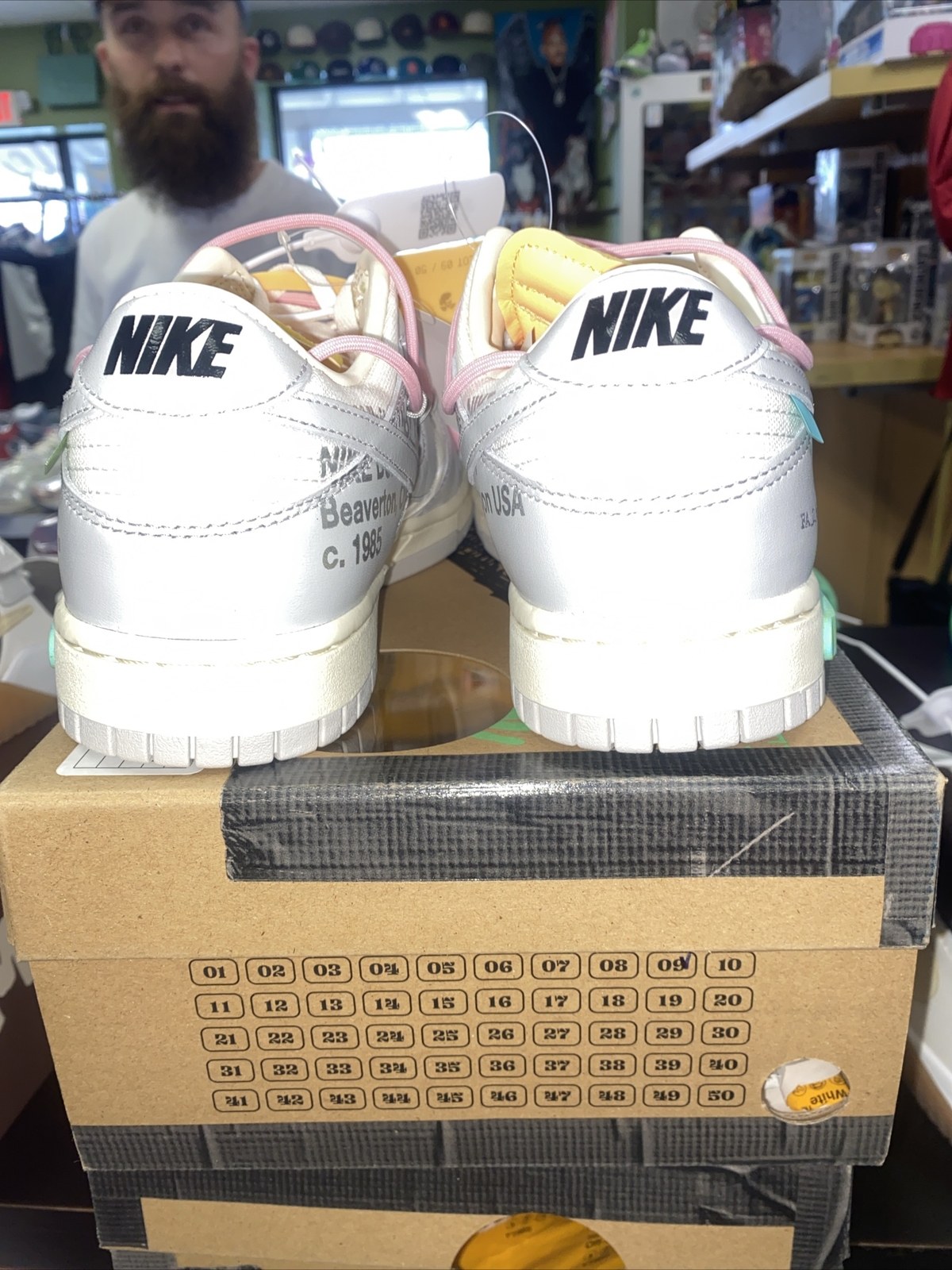 OFF WHITE X NIKE Taglia 9 Nike Off White x Dunk Low lotto 12 di 50