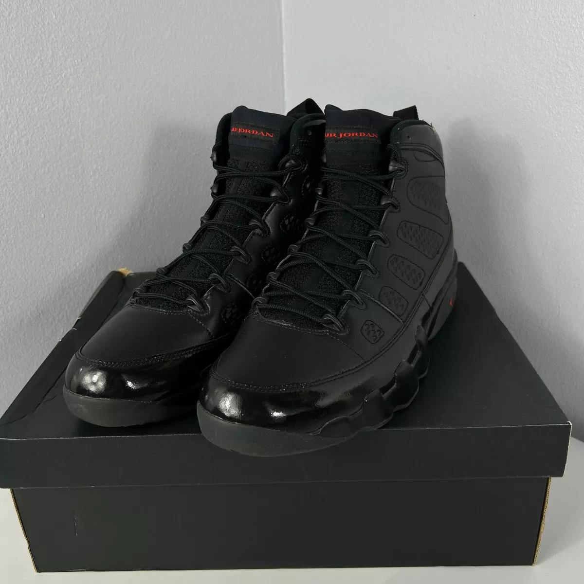 Nike Air Jordan 9 Retro 302370 014 Size 15 Black University Red