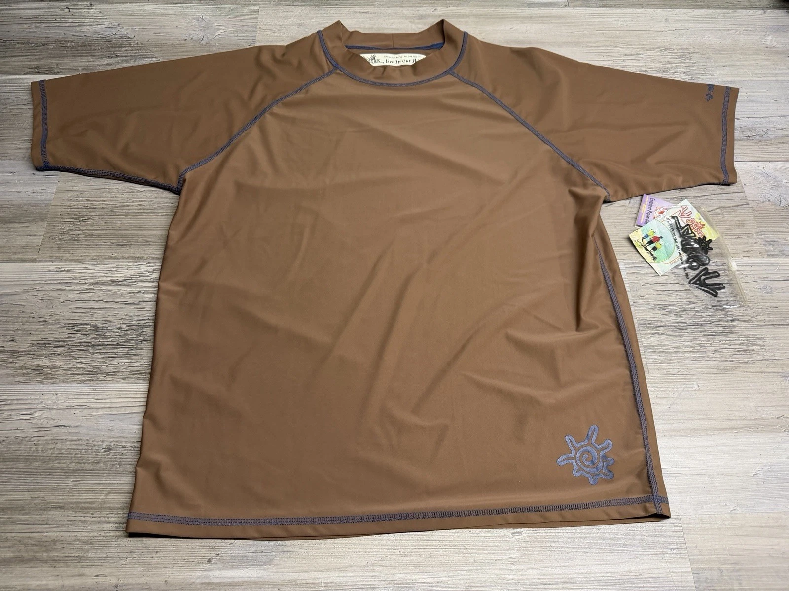 UV Skinz Men’s Short Sleeve Active Sun Swim Shirt UPF 50+ NWT Brown 2XL