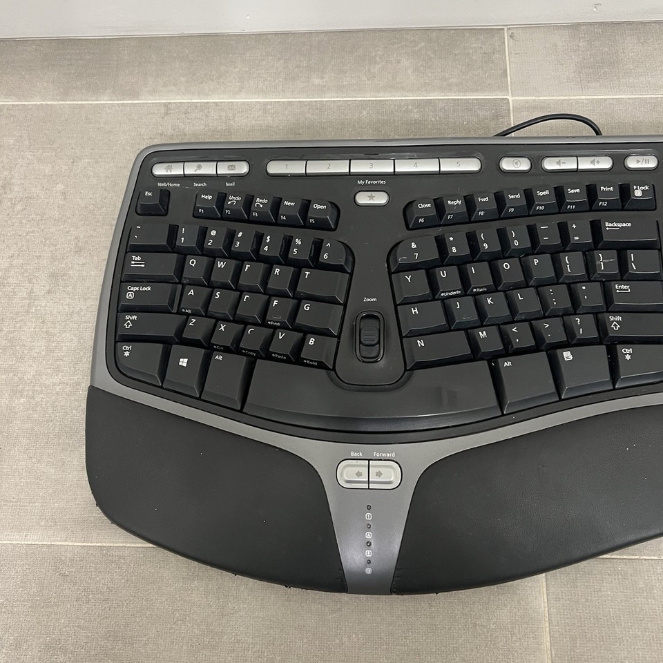 Microsoft Natural Ergonomic Keyboard 4000 v1.0 KU0462 USB Wired Tested