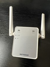 NETGEAR EX2700 300 Mbps WiFi Range Extender - EX2700-100PAS
