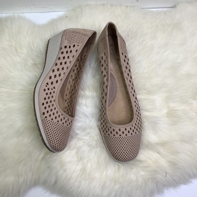 naturalizer women's brelynn wedge pump