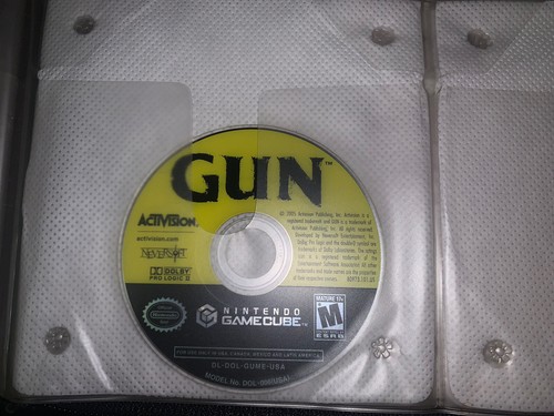 Black Nintendo GameCube W 46 Games 2 Controllers + More Huge Lot Vintage Works! - Picture 17 of 18