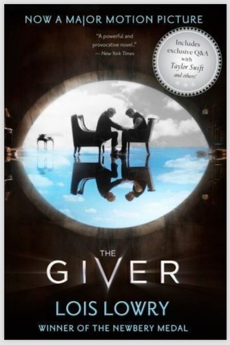 LOT 2 The Giver & Gathering Blue Hardback Book Lowry Lois Newberry Medal Winner - Imagen 3 de 3