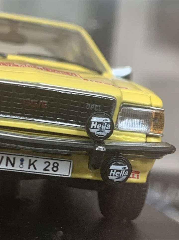 OPEL COMMODORE B GS/E #22 ROHRL/BERGER 1/43 MODELO DE COCHE DE RALLY DE SCHUCO - EDICIÓN LIMITADA. Foto 3 de 4