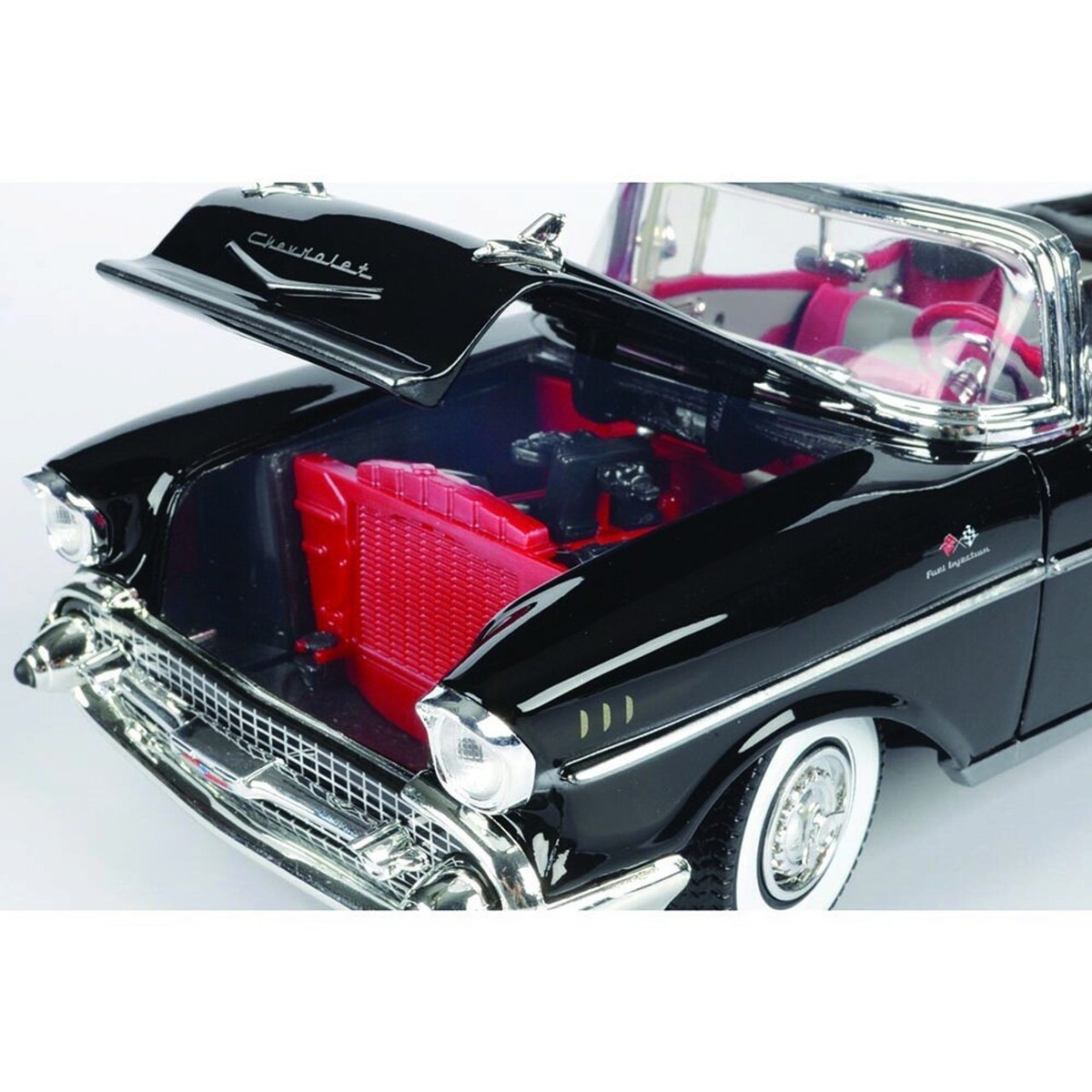 1957 CHEVROLET BEL AIR CONVERTIBLE BLACK JAMES BOND 007 1/18 CAR