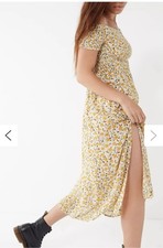 Urban Outfitters Monica Smocked Off-The-Shoulder Midi Dress Womens M