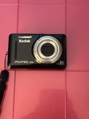 Kodak PixPro FZ53-16.1 MP-Digital Camera-SD Card & Charger-Near