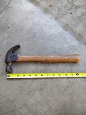 Vintage 13oz. Bluegrass Belknap Curved Claw Hammer USA