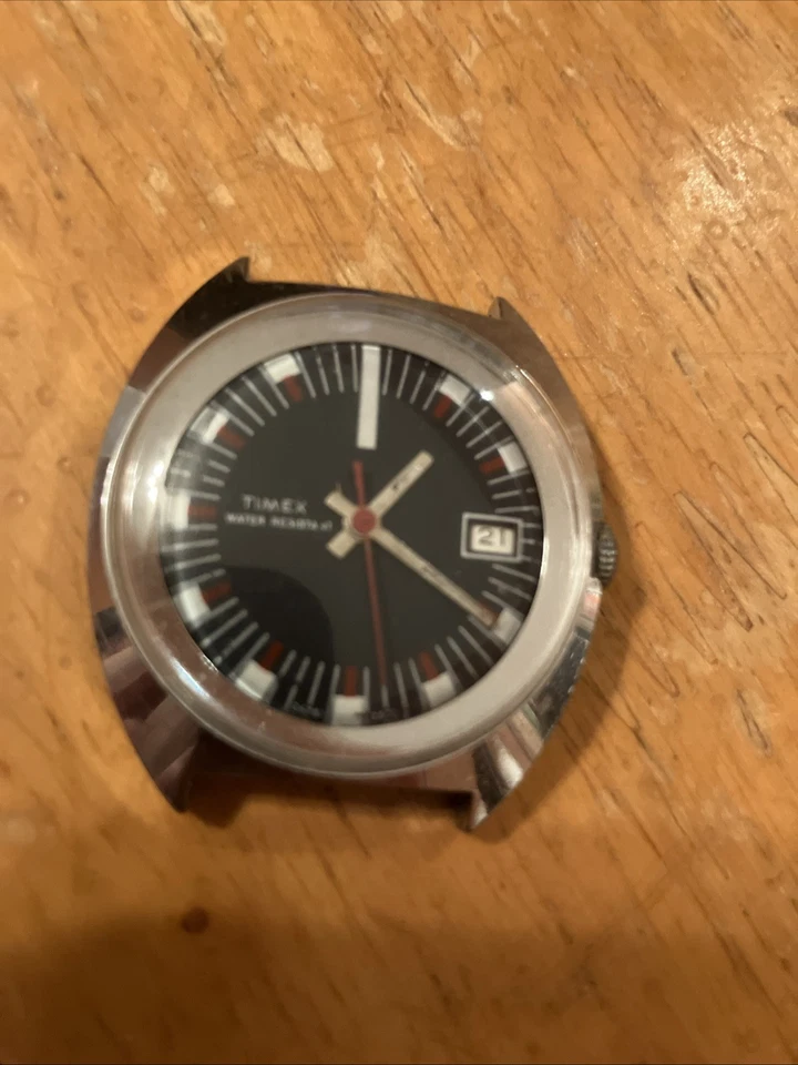 Vtg 1970's Timex Marlin Men's Watch 26751 Wind up 34mm Silver tone Collectible - Image 2 of 3