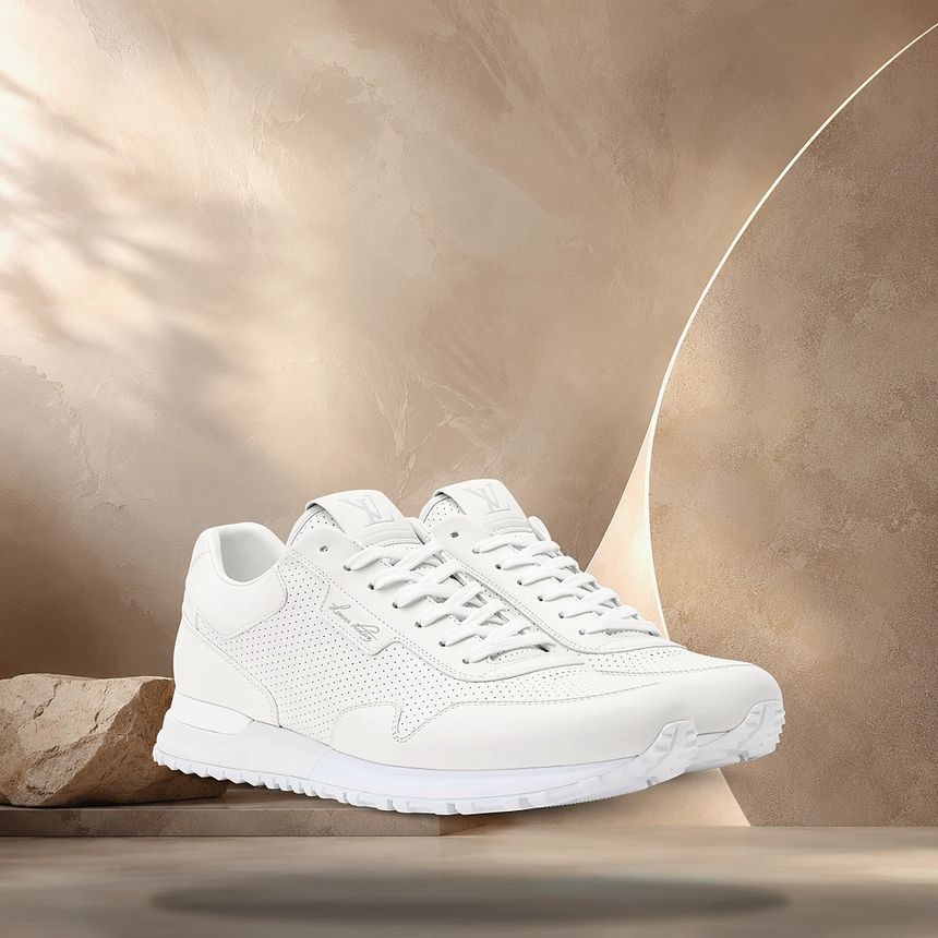 Louis Vuitton Run Away Sneakers White 158372356 [U]