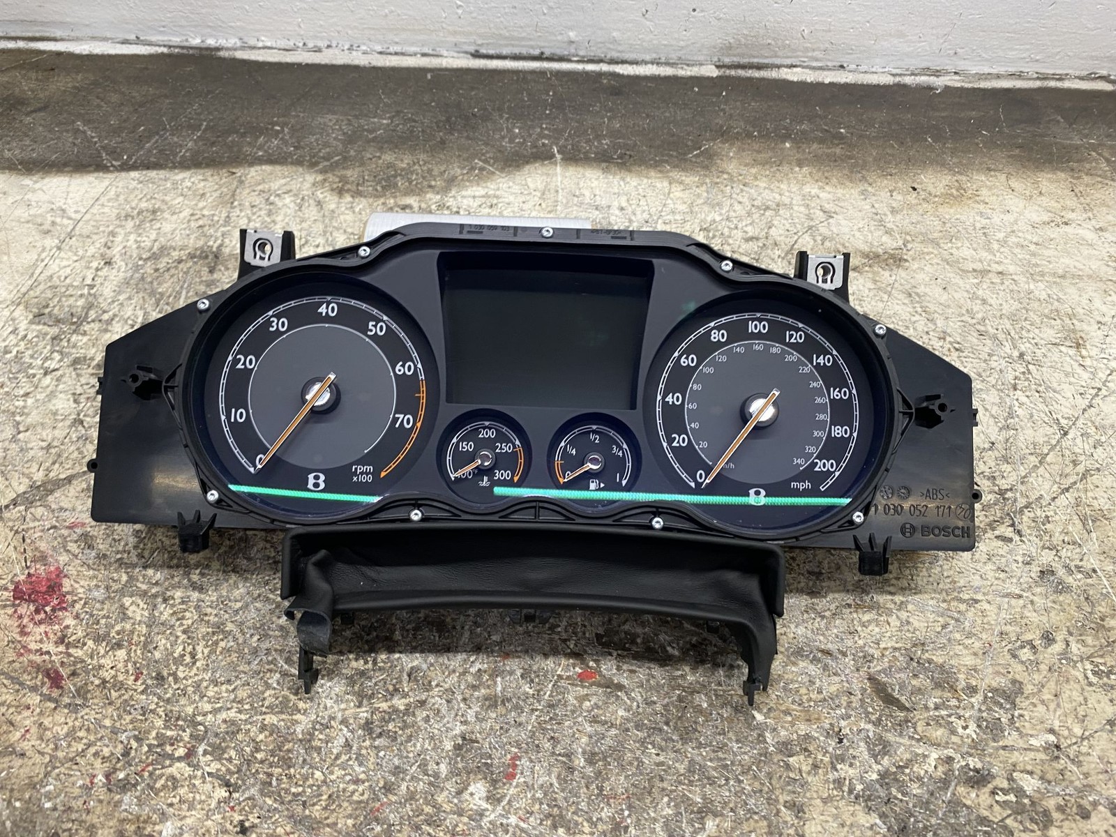 2013-2019 BENTLEY FLYING SPUR OEM SPEEDOMETER INSTRUMENT CLUSTER 3W0920851R