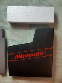 DRAGON WARRIOR w/box & manual for Nintendo NES  - ALL NEAR-MINT! - Works GREAT!