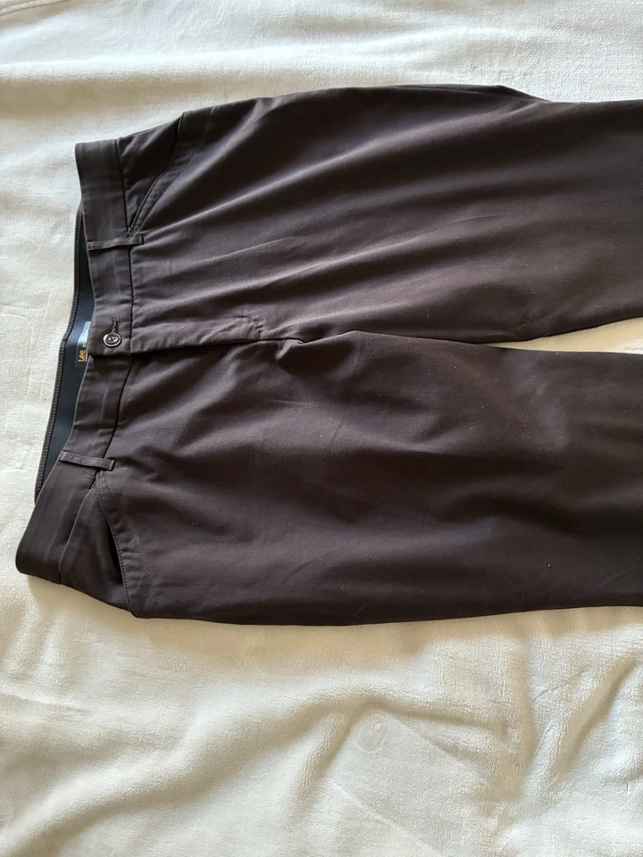 Lee Women Pants Sz 18W Medium  Flex Motion Straight Leg Mid Rise Brown - Image 4 of 4
