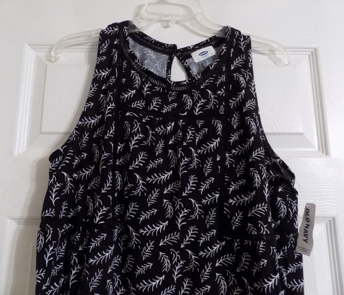 NEW Women's Black White Sleeveless Shirt Key Hole Back Size L Pullover - Picture 2 of 6