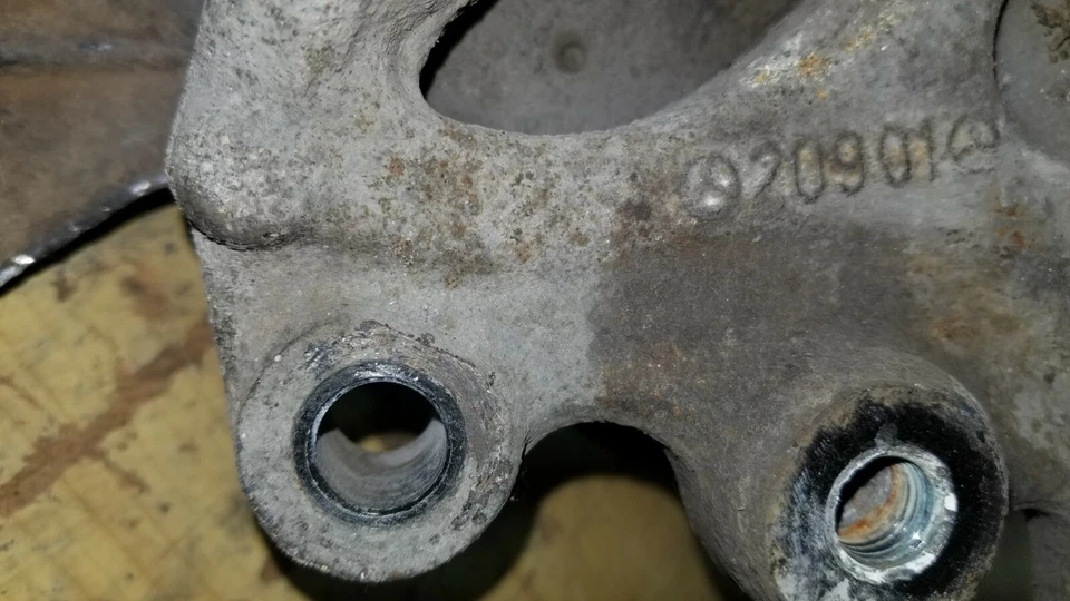 Оригинальная ступица подшипника кулака переднего правого шпинделя для Mercedes-Benz C230 2003-2005 годов выпуска - Изображение 3 из 3