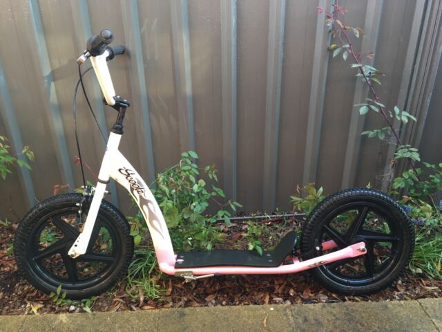 SCOOTZ Pro Scooter 16″ White And Pink big wheel scooter