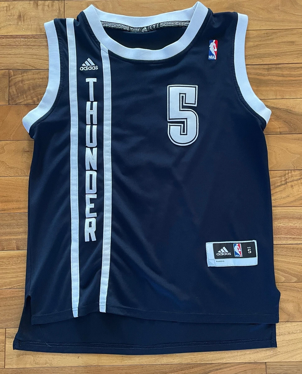 Victor Oladipo Thunder Jerseys, Victor Oladipo Gear