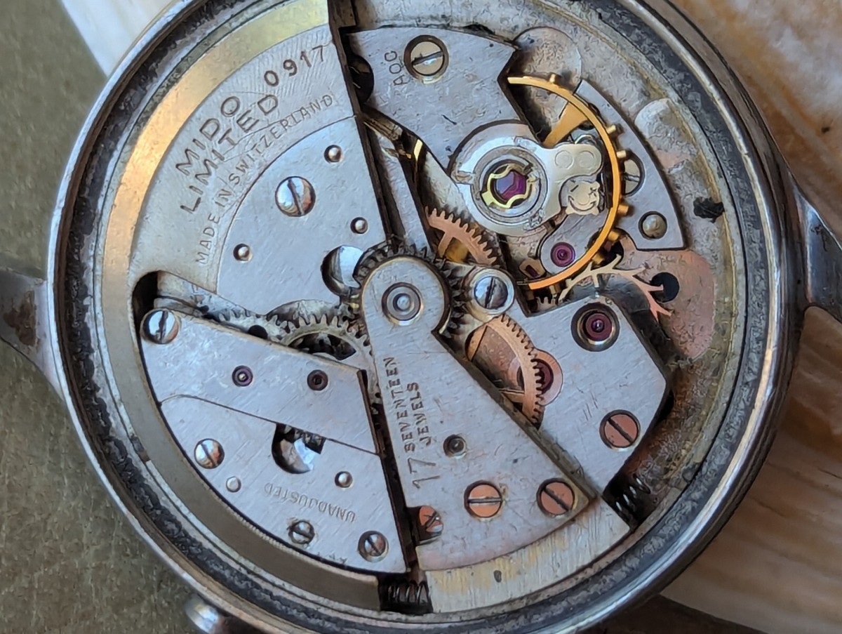 Vintage Mido Multifort All SS Midsize Watch w/Mido 0917 Mvmt