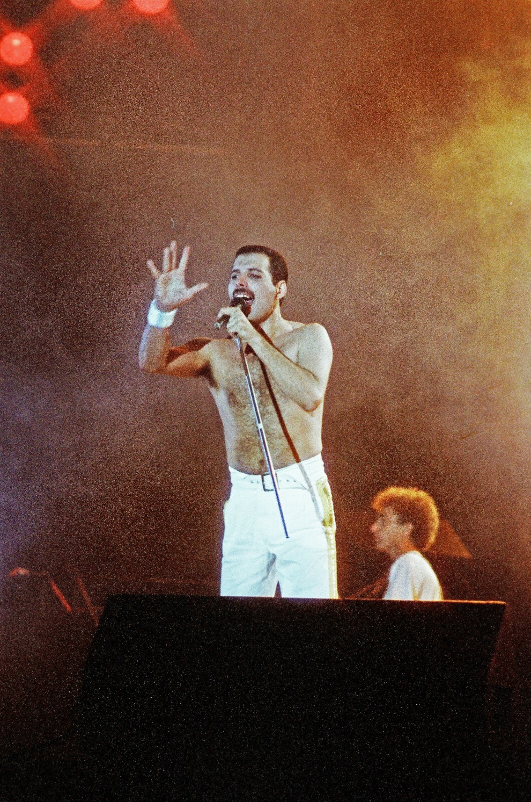 QUEEN in concert Knebworth 1986, 60 PHOTOS! Freddie's final UK gig