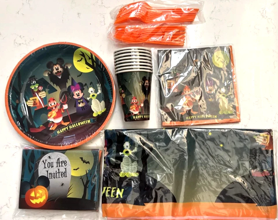 Kit de festa exclusivo Halloween Mickey & Friends Disney Store 8 peças conjunto para servir - Imagem 2 de 4