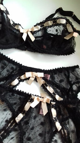 AGENT PROVOCATEUR RARE VINTAGE ANGHARAD BRA 32C & SMALL SUSPENDER & BRIEF UK 8