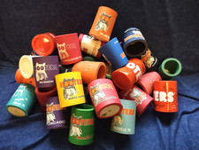 Vintage Hooters Foam Koozie Can Cooler Insula...