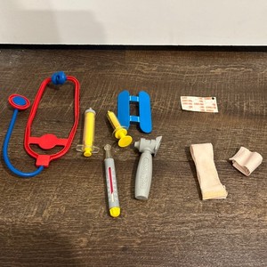 Vintage 1990 Dreamworks Patch-Up Pets Pretend Play Stethoscope Otoscope Bandage+