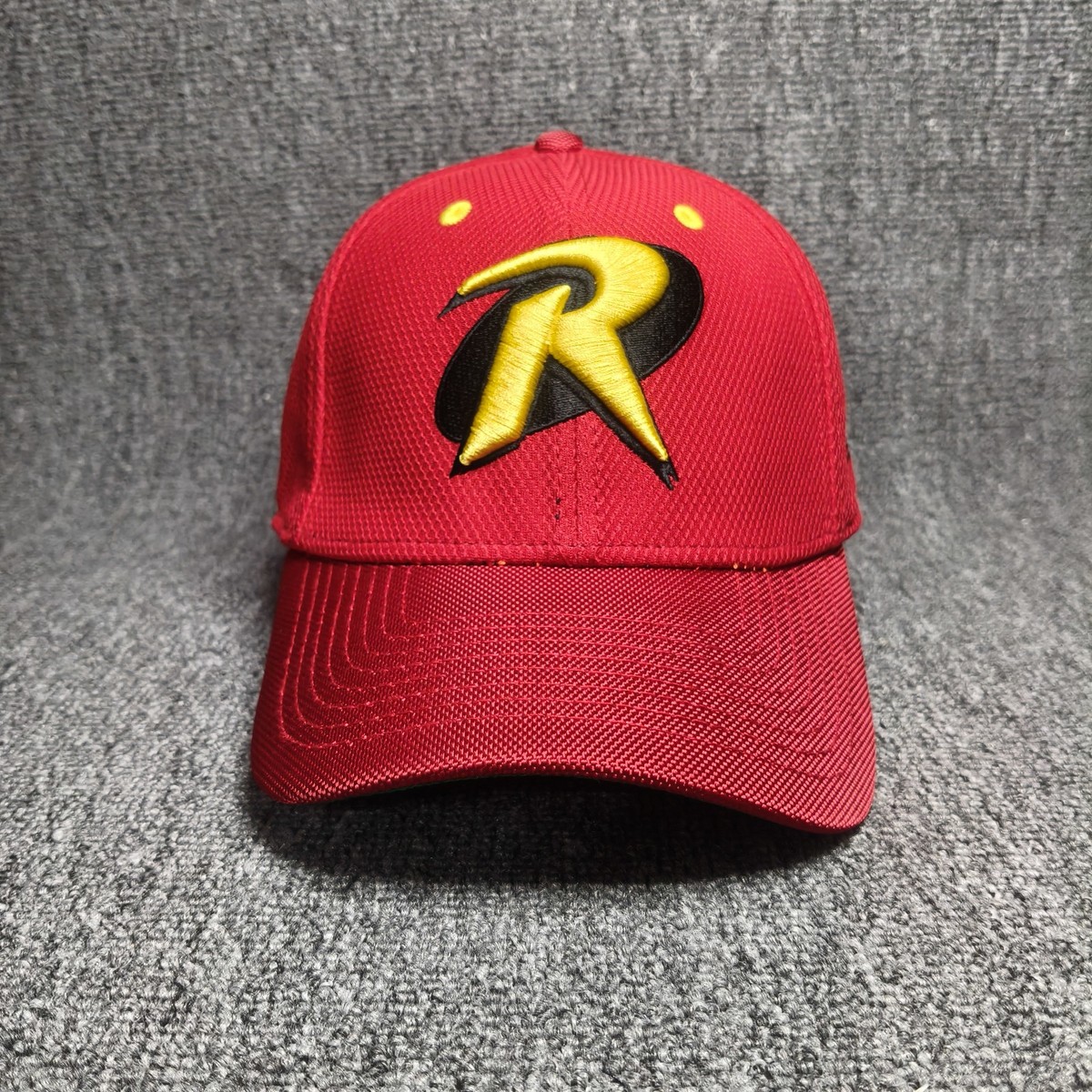 New Era Robin R Logo Red Curved Stretch Fit Cap Hat DC Comics Batman