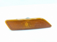 Mercedes-Benz CLS C219 2006 Seitenblinker A2198200421 BCE26144