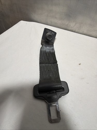 2019-2023 VOLVO VNL 760 D13 TRUCK FRONT HOLDER SEAT BELT LATCH 84719307 OEM